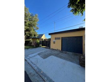 EN VENTA AMPLIA CASA DE 3 DORM. ZONA PARACAO