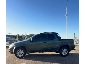 Vendo Fiat Strada full 1.6 nafta con GNC