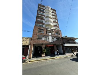 VENTA - Departamento de 3 dormitorios en calle Libertad