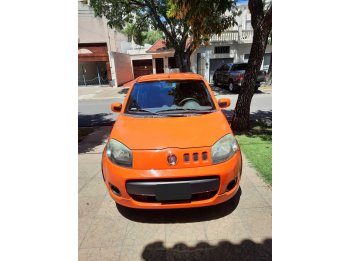 FIAT UNO 1.4 5P SPORTING AÑO 2.013