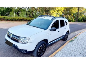 RENAULT DUSTER 2.0 4X2 DAKAR AÑO 2.17