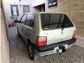 VENDO FIAT UNO 2010