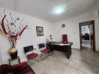 ✅️VENDO DÚPLEX 3 DOR, 2 BAÑOS. ZONA CENTRO U$S 73.000🔥🔥