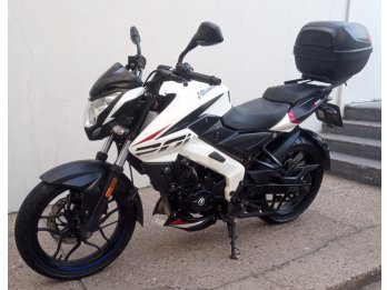 VENDO BAJAJ ROUSER 200 NS- COMO NUEVA