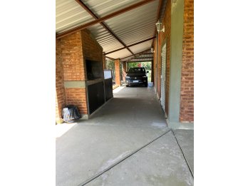 Venta quinta Sauce Montrull , amoblada, dos dormitorios !
