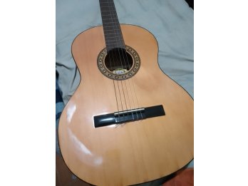 VENDO GUITARRA GRACIA M2