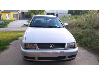 IMPECABLE POLO 1.9 TURBO