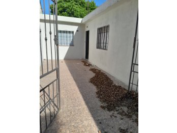 ALQUILER CALLE RONDEAU 1727 Dpto en planta baja con cochera