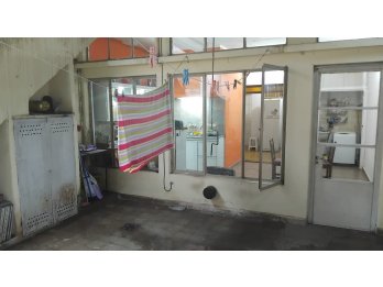 CASA A LA VENTA ZONA SHOPPING NUEVO
