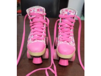 Patines 4 ruedas marca Juliana