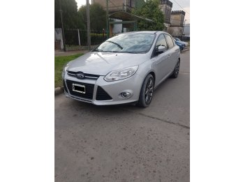 FOCUS III SE PLUS MT  2015