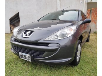 Peugeot 207 - 90mil kms - 2015