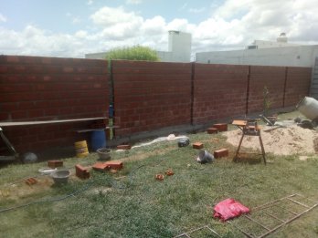 Realizo trabajos de albañilería en general durlock y pintura