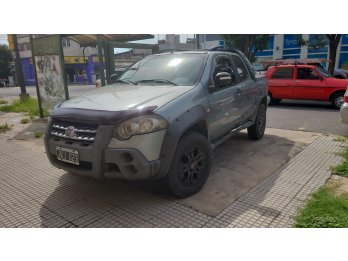 Fiat Strada Adventurd 2011