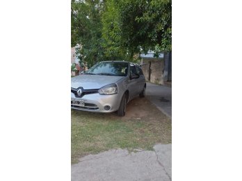 Renault Clio Mio 2015. Recibo menor valor