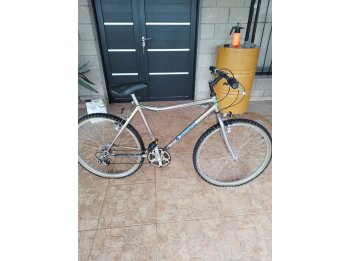 VENDO BICI SHIMANO RODADO 28  21 VELOCIDADES