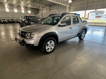 RENAULT DUSTER OROCH 1.6 OUTSIDER (GNC) 148.000KM