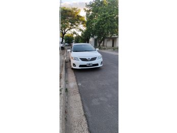 Toyota Corolla 2013 caja 6ta