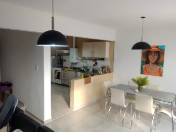 En venta excelente casa – zona San Agustín