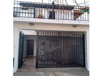 En venta y/o permuta excelente casa z/Racedo