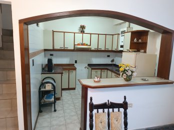 En venta excelente casa – calle Arredondo