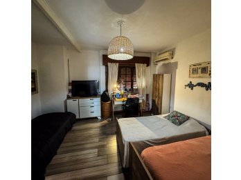 VENTA DE CASA CALLE CATAMARCA