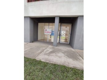 Se alquila local comercial sobre calle Crauzas (Procrear)