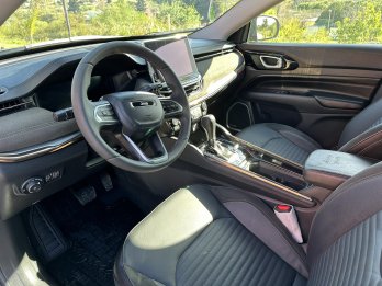 JEEP COMMANDER ¡¡0KM!! 2.0TDI LIMITED 4X4 y 1.3T LIMITED 4X2