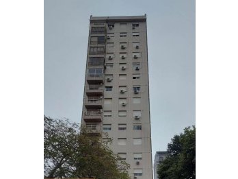 VENDO DPTO. 4 DORM ZONA CASA DE GOBIERNO