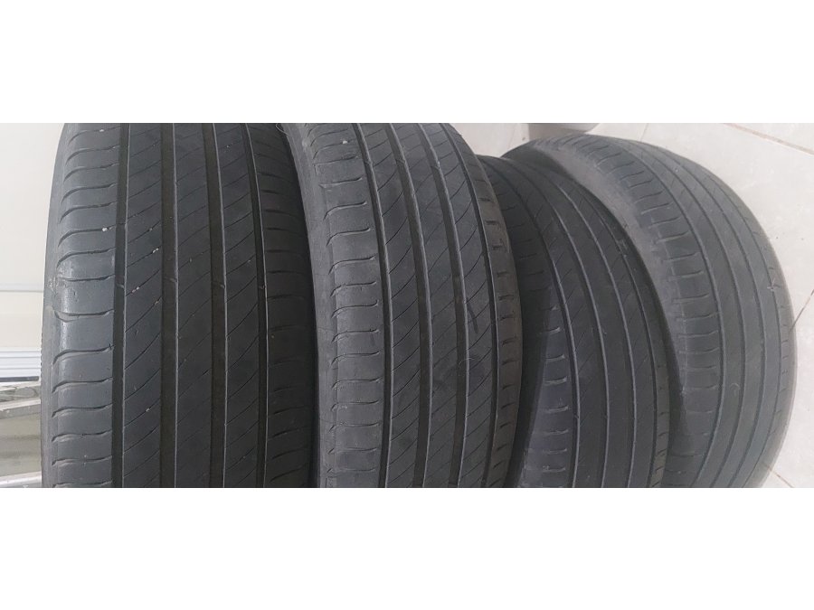 VENDO 4 CUBIERTAS MICHELIN PRIMACY 205-60.16