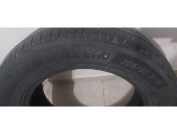 VENDO 4 CUBIERTAS MICHELIN PRIMACY 205-60.16