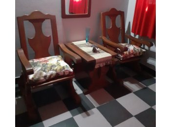 VENDO JUEGO DE SILLONES  DE ALGARROBO COMPLETO!!!