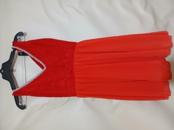 Vestido mujer rojo corto. Impecable $10000