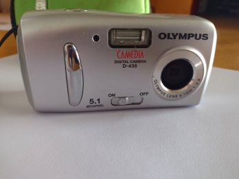 Vendo cámara Olympus D-435 5.1MP