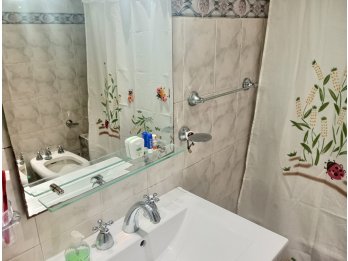Chalet de 4 ambientes c/ cochera en San Martin