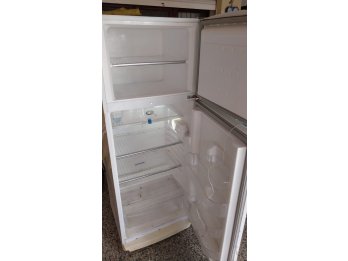 Heladera con freezer