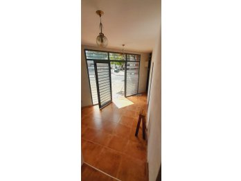 ALQUILER LOCAL COMERCIAL APTO EMPRENDIMIENTOS