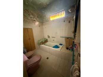 CASA CON GRAN TERRENO A REFACCIONAR ZONA TERMINAL