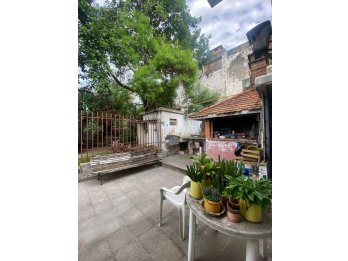 CASA CON GRAN TERRENO A REFACCIONAR ZONA TERMINAL