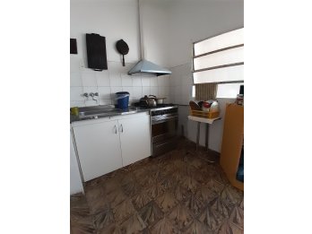 VENDEMOS CASA CALLE JUSTO STAY