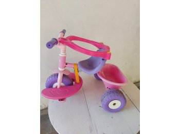 VENDO TRICICLO INFANTIL RONDI
