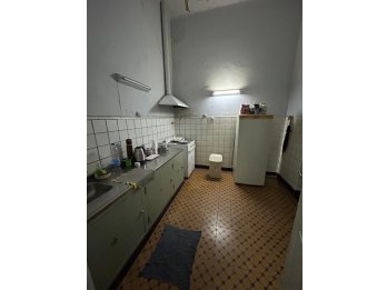 TU CONSULTORIOS O INVERSION ESTA ACA - VENDO CASA CENTRICA