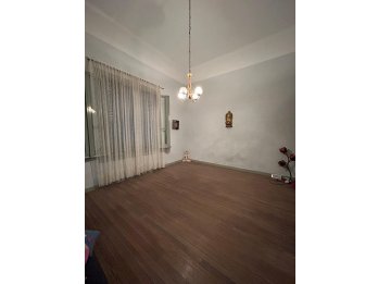 TU CONSULTORIOS O INVERSION ESTA ACA - VENDO CASA CENTRICA