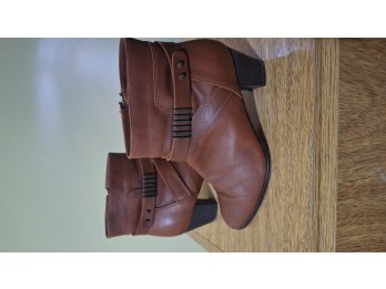 Vendo botas de cuero