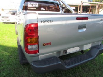 TOYOTA HILUX 2.5TD DX PACK 4X2