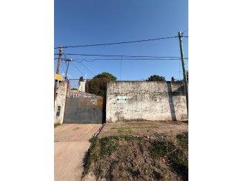 13 Cocheras | Int. Brugo 942