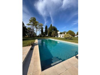casa de campo de alta calidad constructiva.
