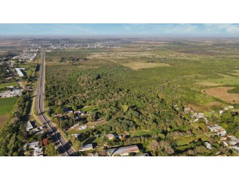 ZONA AV. DE LAS AMERICAS (Km 5 1/2) Y ARTIGAS – LOTE EN VENT