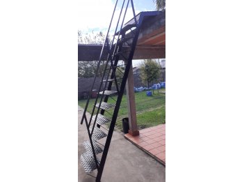 Escalera de hierro