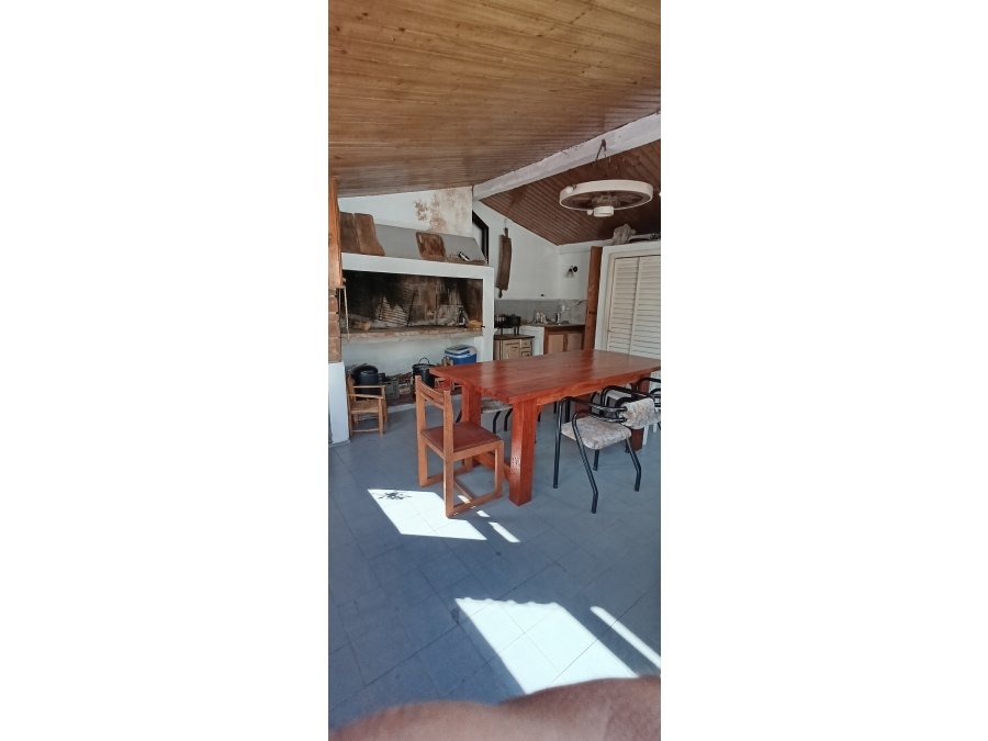 Amplia propiedad en venta , excelente zona.